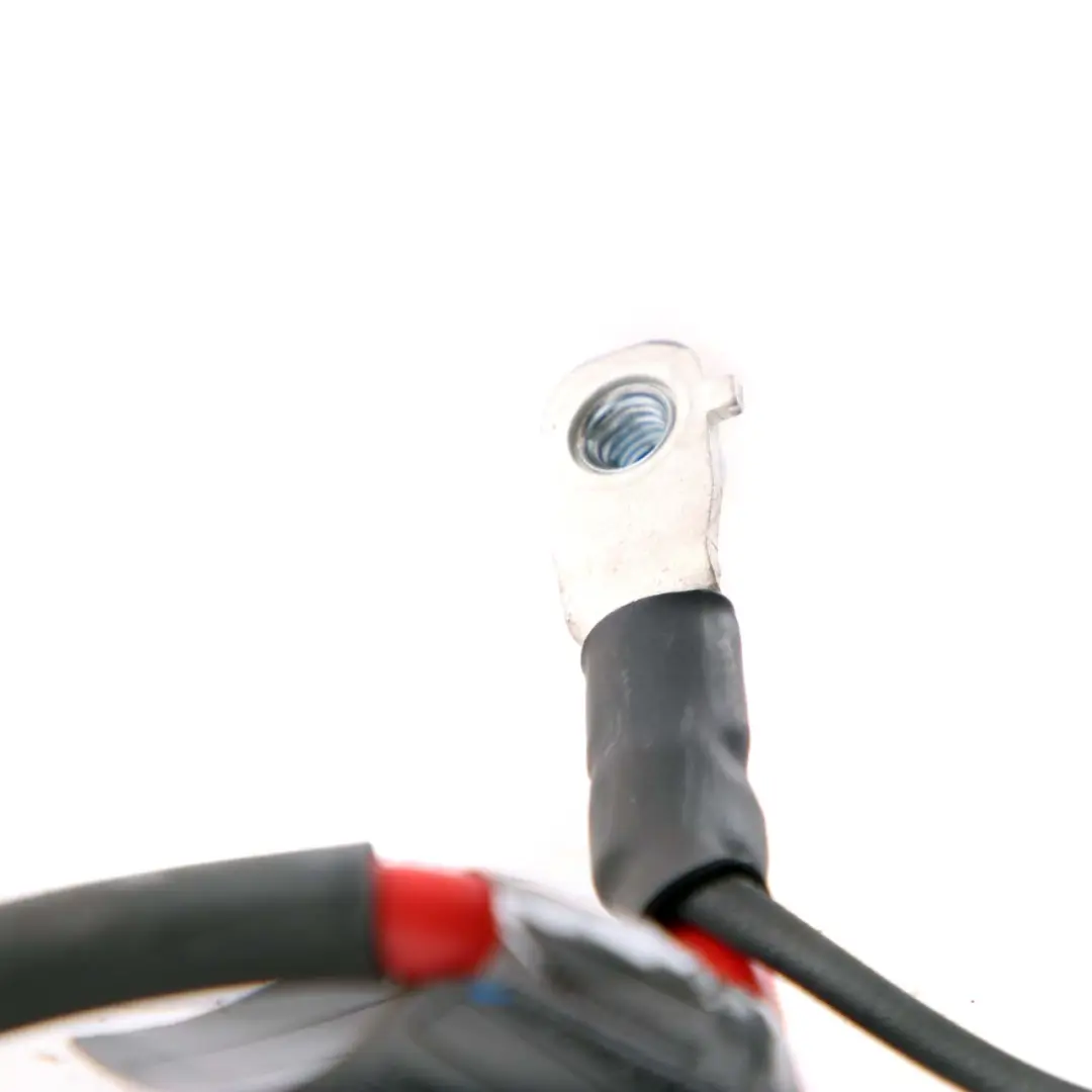 Mercedes-Benz W221 Positive Battery Plus Pole Terminal Lead Cable to with Part number A2215420818 Mercedes-Benz W221 Positive Battery Plus Pole Terminal Lead Cable - SKU A2215403930 - Part number A2215420818