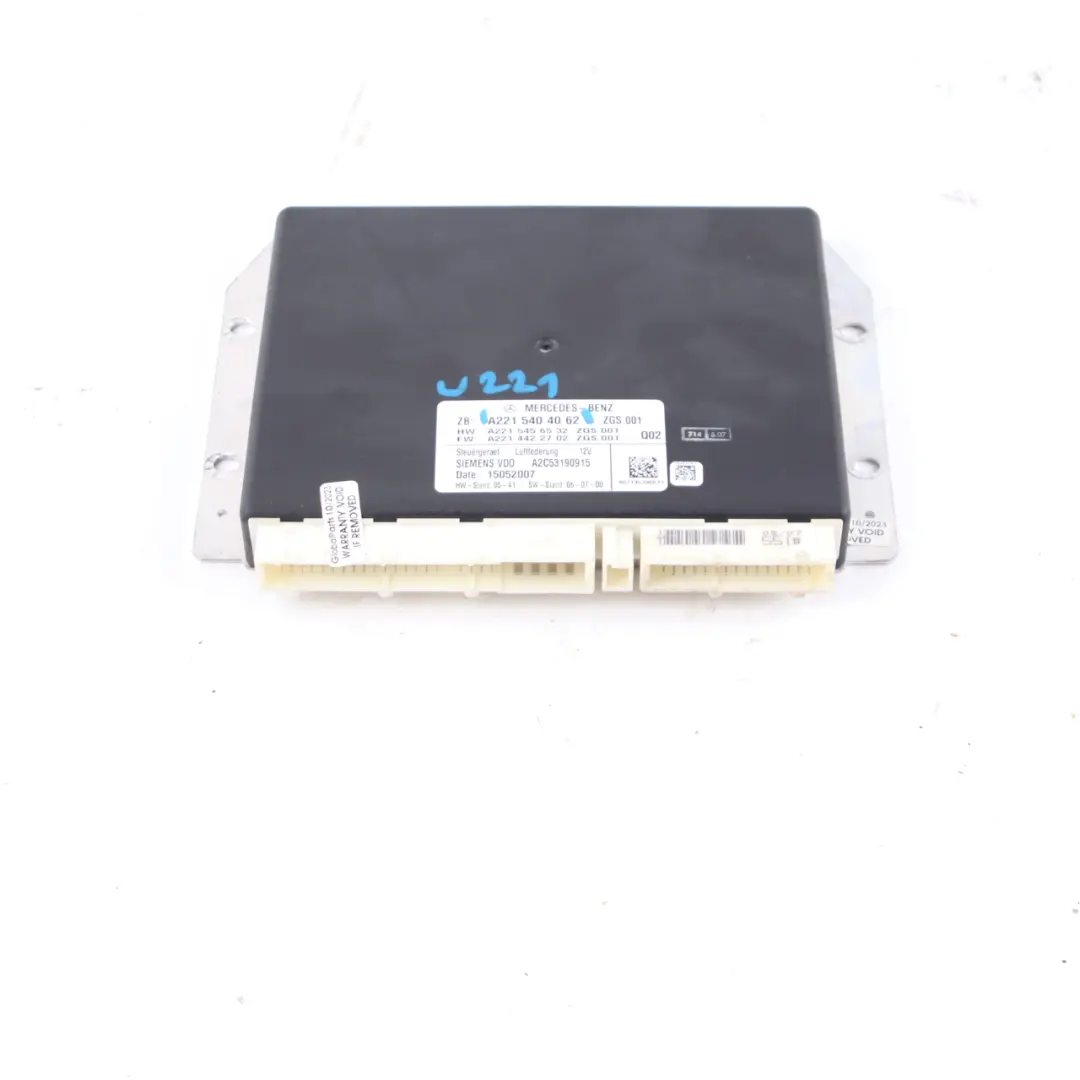 Luftfederung Steuergerät Modul Airmatic für Mercedes W221 mit Teilenummer A2215404062 Mercedes W221 Luftfederung Steuergerät Modul Airmatic - SKU A2215404062 - Teilenummer A2215404062
