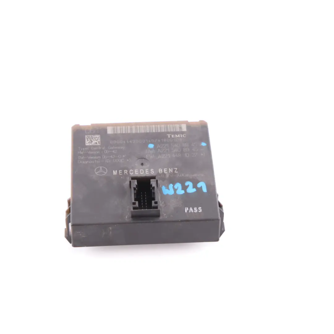 Mercedes W221 Gateway Control Unit Module ECU - SKU A2215408845 - Part number A2215408845