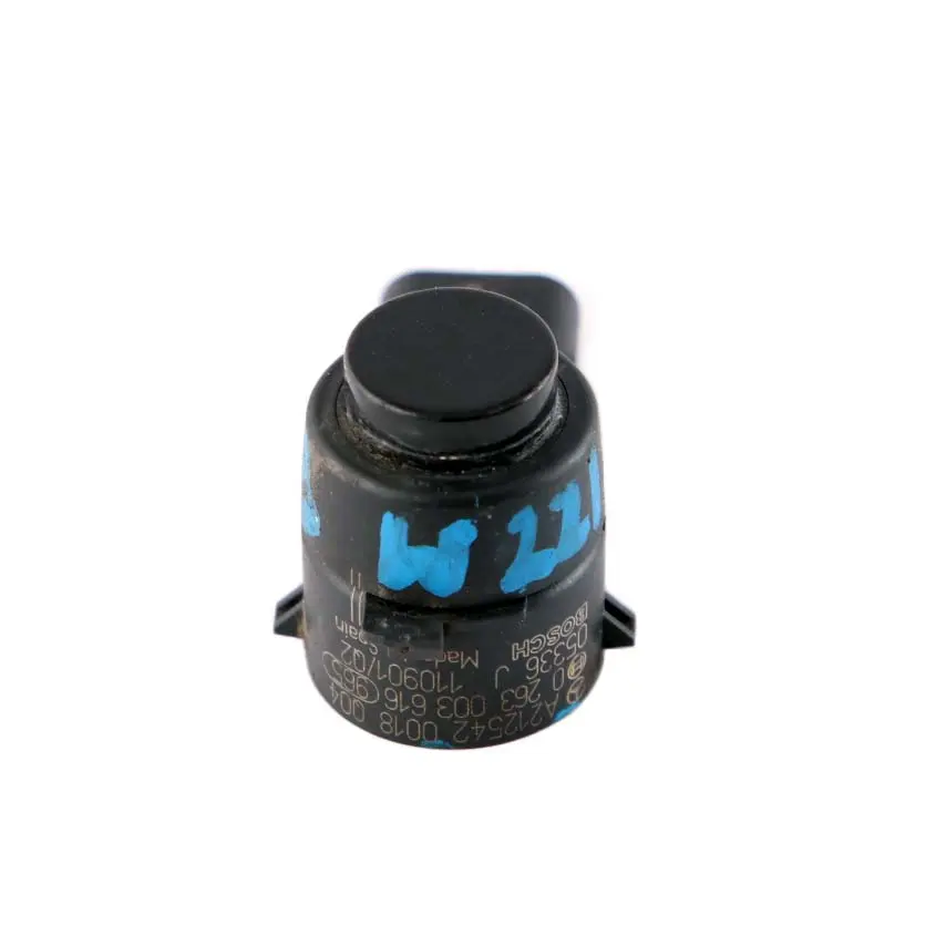 Sensor Distancia Aparcamiento Delantero Negro Obsidiana para Mercedes W169 W204 W212 con número de pieza A2125420018 Mercedes W169 W204 W212 Sensor Distancia Aparcamiento Delantero Negro Obsidiana - SKU A2215420418-OB - Número de pieza A2125420018