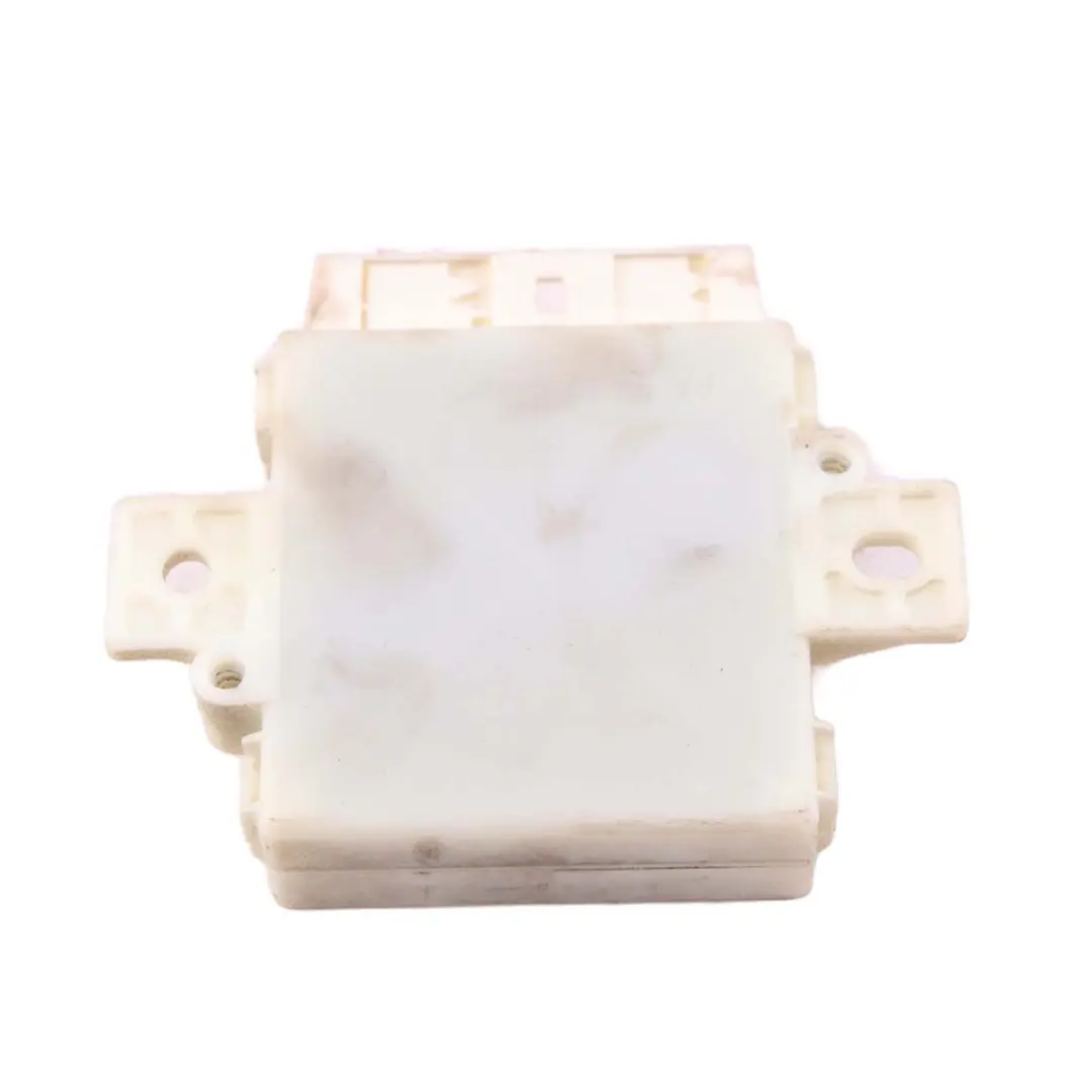 Mercedes-Benz S-Class W221 PDC Parking Sensor Control Unit Module to with Part number A2215452716 Mercedes-Benz S-Class W221 PDC Parking Sensor Control Unit Module - SKU A2215452716 - Part number A2215452716