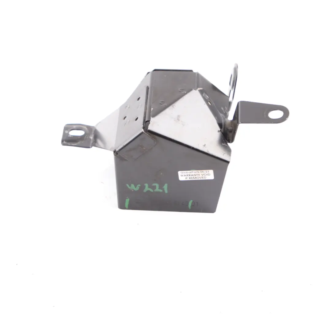 Anti-Theft Alarm Bracket Siren Horn Signal Holder to Mercedes W221 with Part number A2215458140 Mercedes W221 Anti-Theft Alarm Bracket Siren Horn Signal Holder - SKU A2215458140 - Part number A2215458140