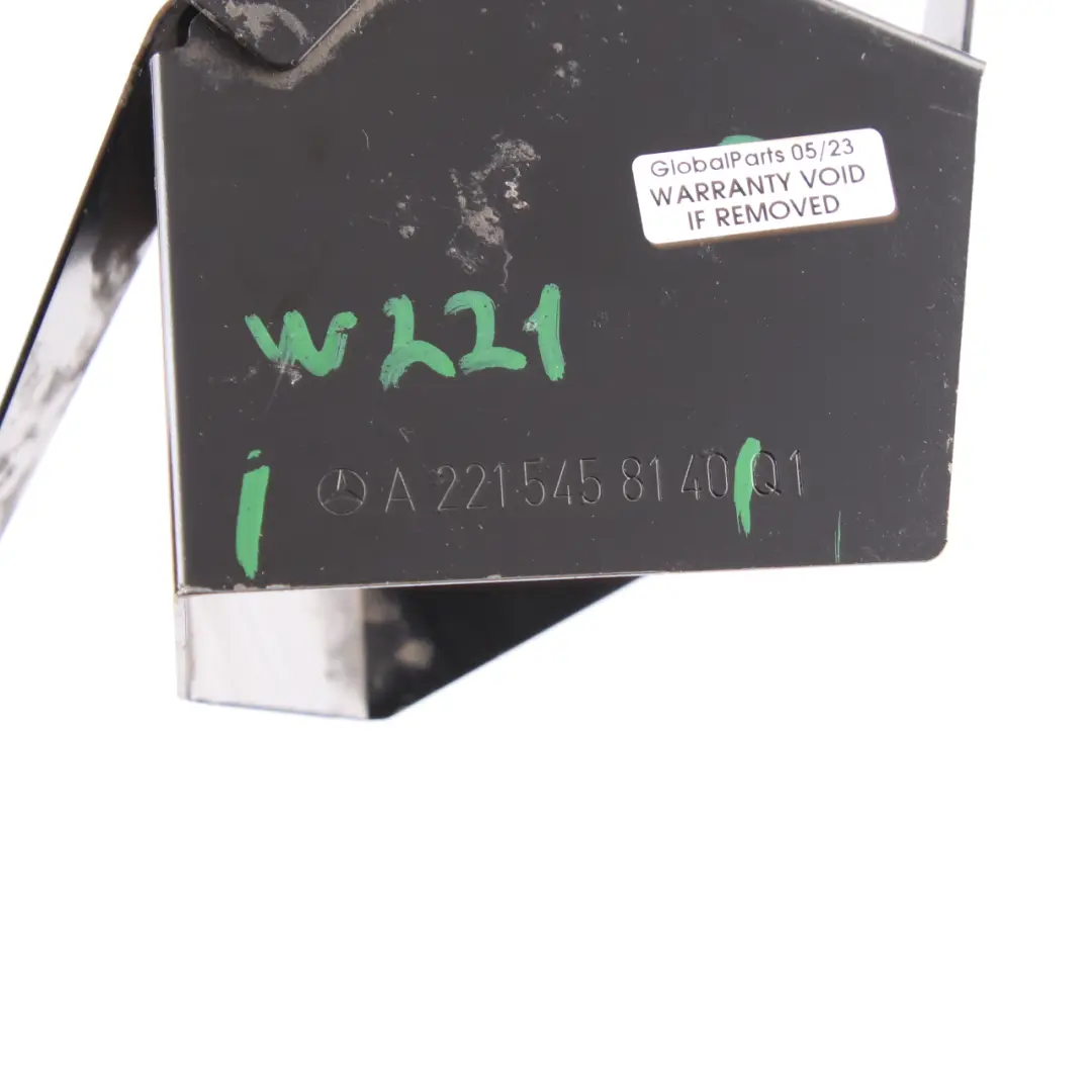 Anti-Theft Alarm Bracket Siren Horn Signal Holder to Mercedes W221 with Part number A2215458140 Mercedes W221 Anti-Theft Alarm Bracket Siren Horn Signal Holder - SKU A2215458140 - Part number A2215458140