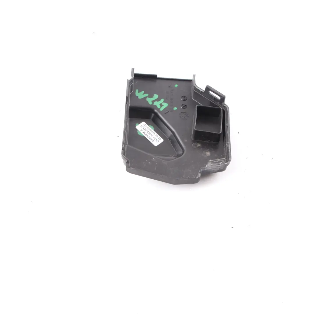 Mercedes W221 W216 Couvercle Boîte Fusibles Panneau Garniture Unité - SKU A2215460935 - Numéro de pièce A2215460935