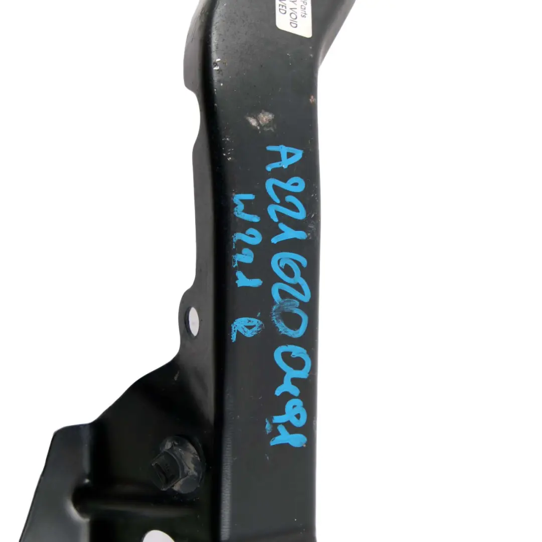 Front Right O/S Headlight Holder Bracket Mount to Mercedes W221 with Part number A2216200491 Mercedes W221 Front Right O/S Headlight Holder Bracket Mount - SKU A2216200491 - Part number A2216200491