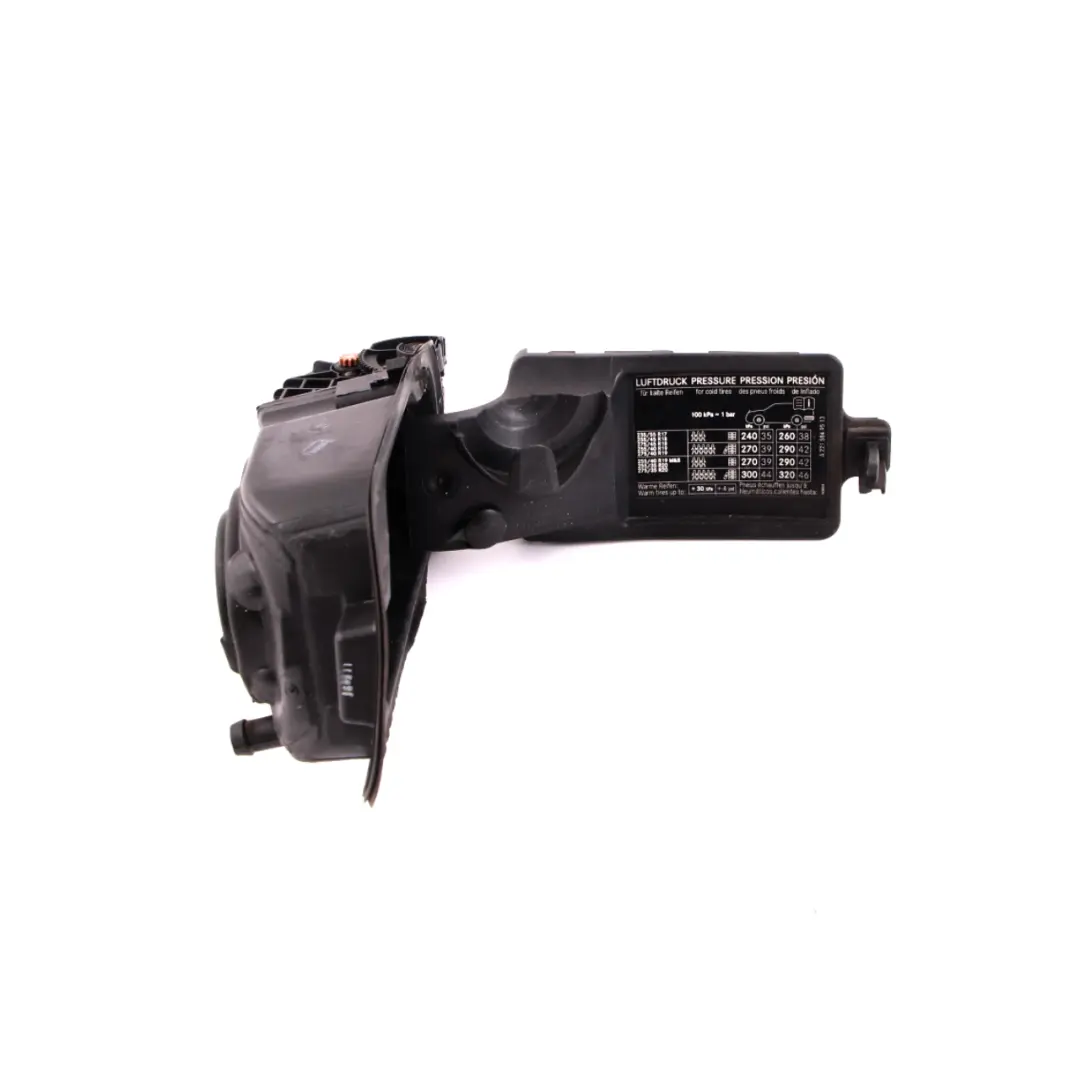 Tappo di copertura del serbatoio del carburante per Mercedes W221 con numero di parte A2216300067 Mercedes W221 Tappo di copertura del serbatoio del carburante - SKU A2216300067 - Numero di parte A2216300067