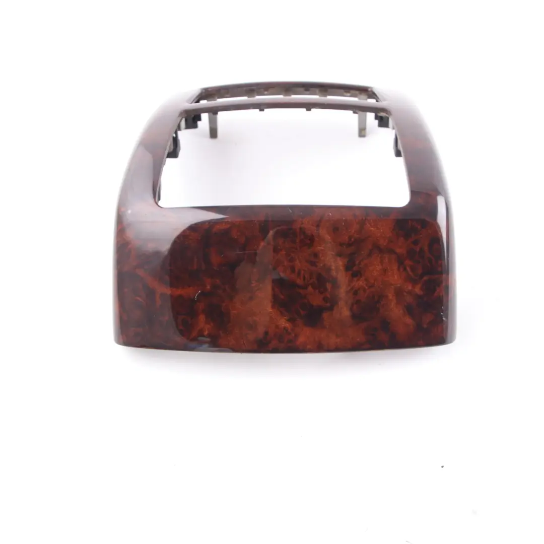 Mittelkonsole hinten Lüftungsschlitze Abdeckung Dekor Holz für Mercedes W221 mit Teilenummer A2216801639 Mercedes W221 Mittelkonsole hinten Lüftungsschlitze Abdeckung Dekor Holz - SKU A2216801639 - Teilenummer A2216801639