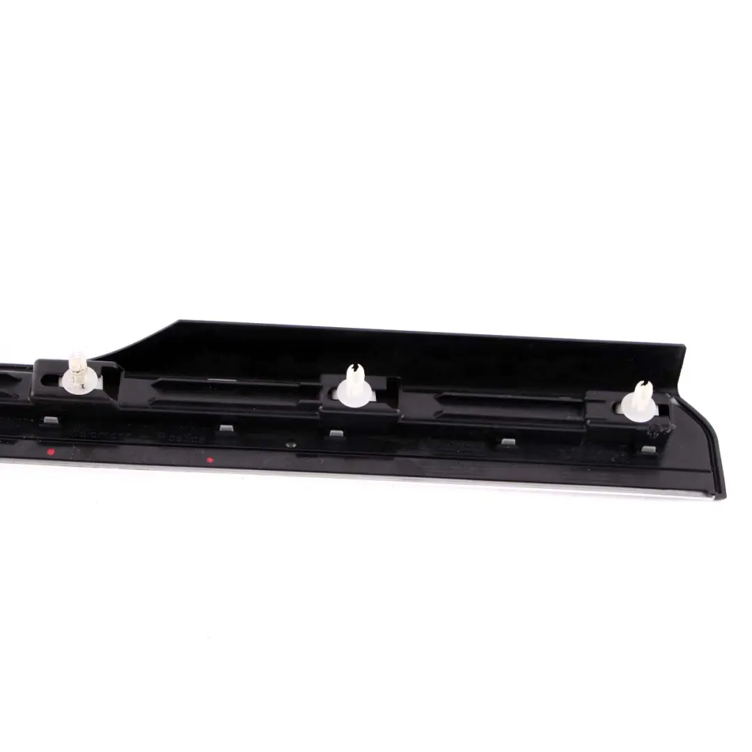 Mercedes W221 Panneau seuil Arrière Gauche Couvercle garniture - SKU A2216801735 - Numéro de pièce A2216801735