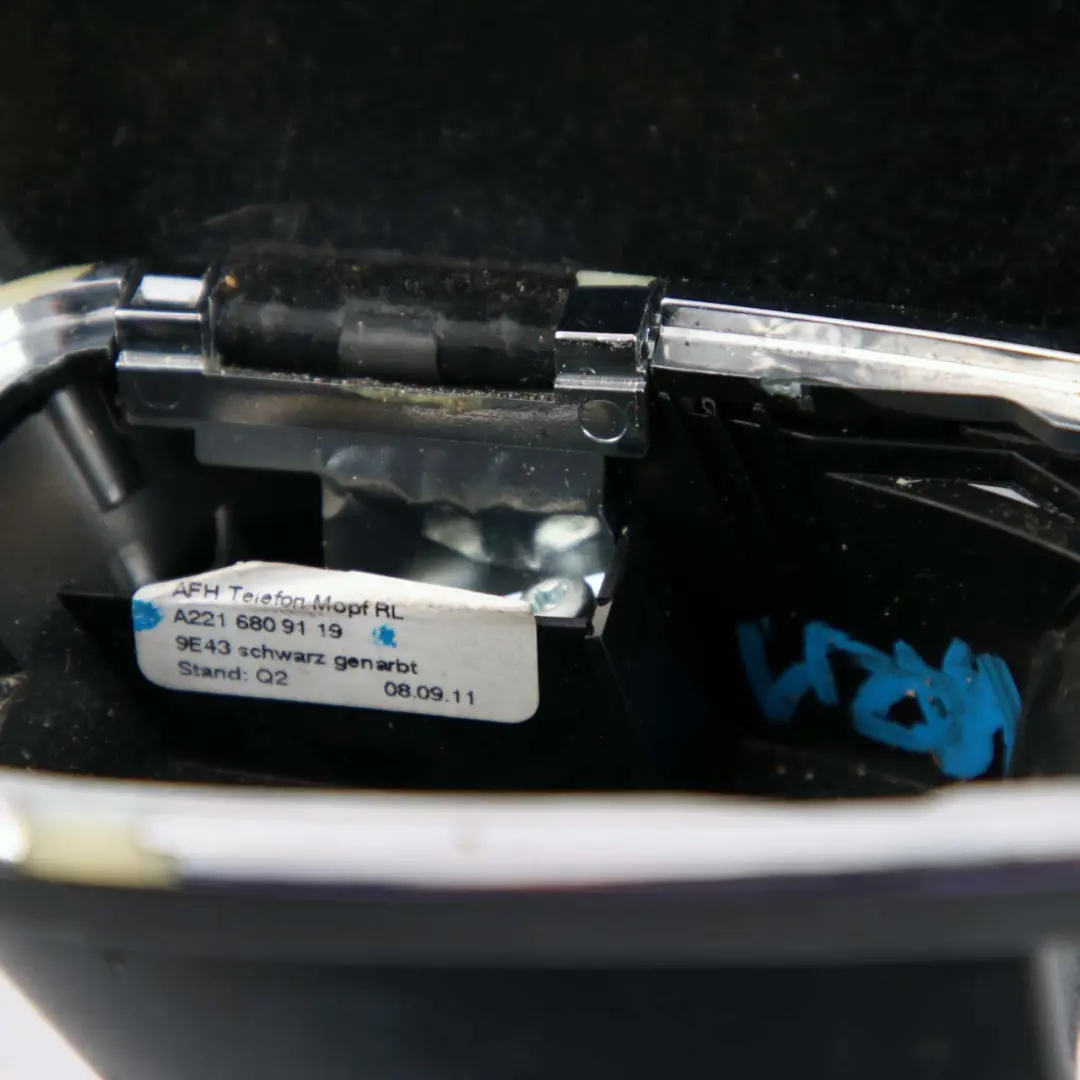 Mercedes-Benz W221 Front Centre Console Trim Panel Phone Controller to with Part number A2216809119 Mercedes-Benz W221 Front Centre Console Trim Panel Phone Controller - SKU A2216809119 - Part number A2216809119