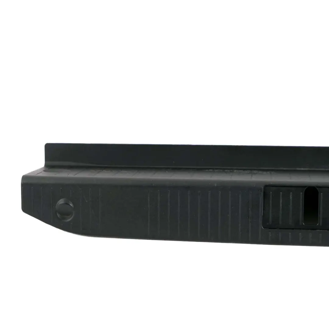 Protección Umbral Tapa Maletero Negro para Mercedes W221 con número de pieza A2216900041 Mercedes W221 Protección Umbral Tapa Maletero Negro - SKU A2216900041 - Número de pieza A2216900041