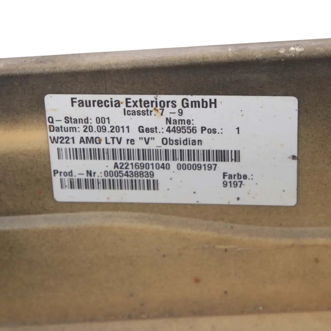 Mercedes-Benz S W221 Door Sill Side Cover Skirt Right O/S Obsidian Black - 197 to with Part number A2216901040 Mercedes-Benz S W221 Door Sill Side Cover Skirt Right O/S Obsidian Black - 197 - SKU A2216901040-OB - Part number A2216901040