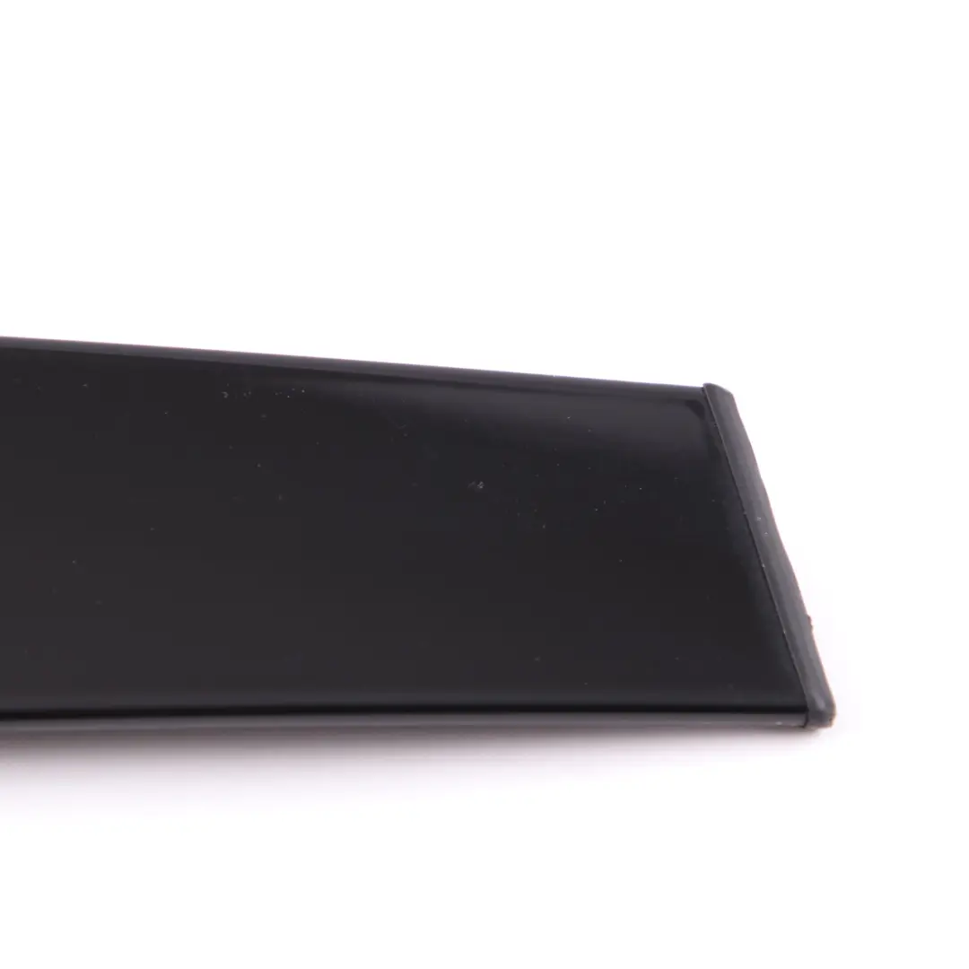 Słupek Osłona Drzwi Lewy Przód do Mercedes W221 o numerze A2216901787 Mercedes W221 Słupek Osłona Drzwi Lewy Przód - SKU A2216901787 - Numer Części A2216901787