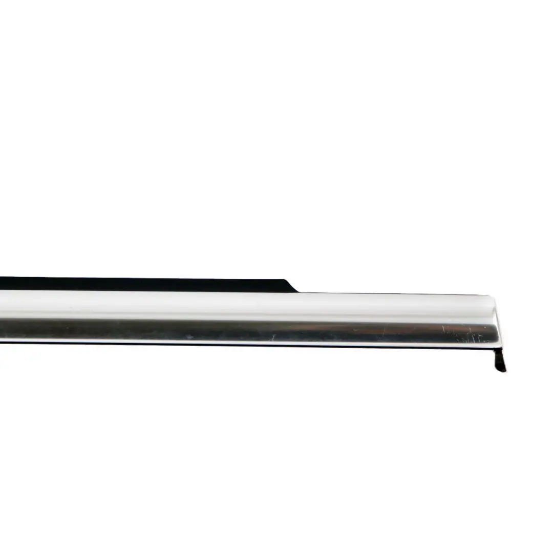 Mercedes-Benz W221 largo puerta trasera derecha la ventana burlete exterior Tapa para con número de pieza A2216903880 Mercedes-Benz W221 largo puerta trasera derecha la ventana burlete exterior Tapa - SKU -A2216903880 - Número de pieza A2216903880