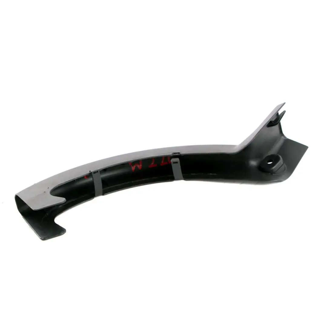 Mercedes-Benz W221 Coperchio baule posteriore sinistro Coperchio cerniera nero per con numero di parte A2216930117 Mercedes-Benz W221 Coperchio baule posteriore sinistro Coperchio cerniera nero - SKU A2216930117 - Numero di parte A2216930117