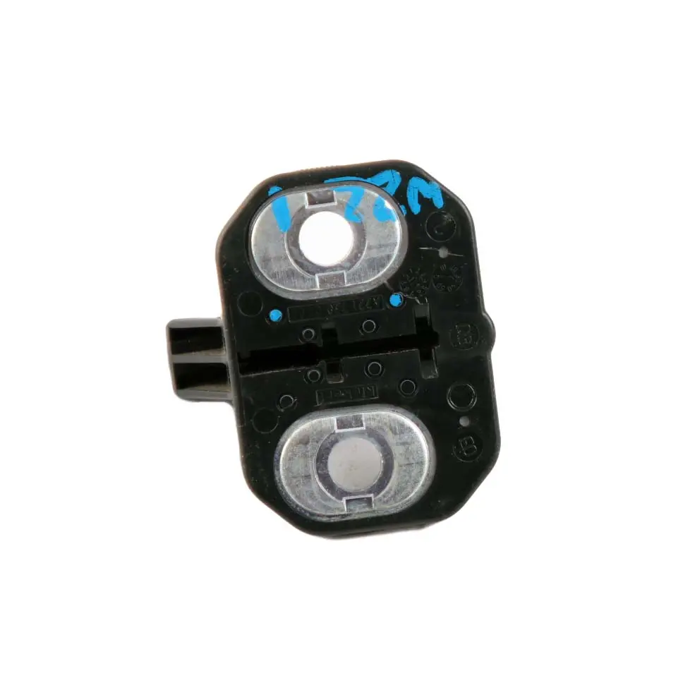 Piastra Di Bloccaggio Del Gancio Di Bloccaggio Porta per Mercedes W221 con numero di parte A2217200104 Mercedes W221 Piastra Di Bloccaggio Del Gancio Di Bloccaggio Porta - SKU A2217200104 - Numero di parte A2217200104