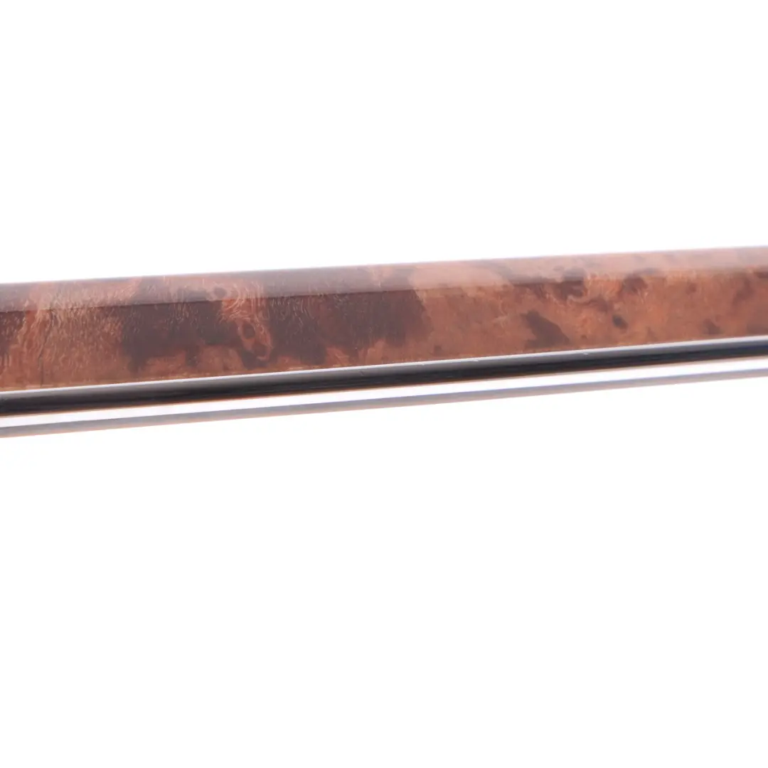 Bande décorative de porte avant droite Trim Cover Wood pour Mercedes W221 à propos du numéro de pièce A2217200422 Mercedes W221 Bande décorative de porte avant droite Trim Cover Wood - SKU A2217200422 - Numéro de pièce A2217200422