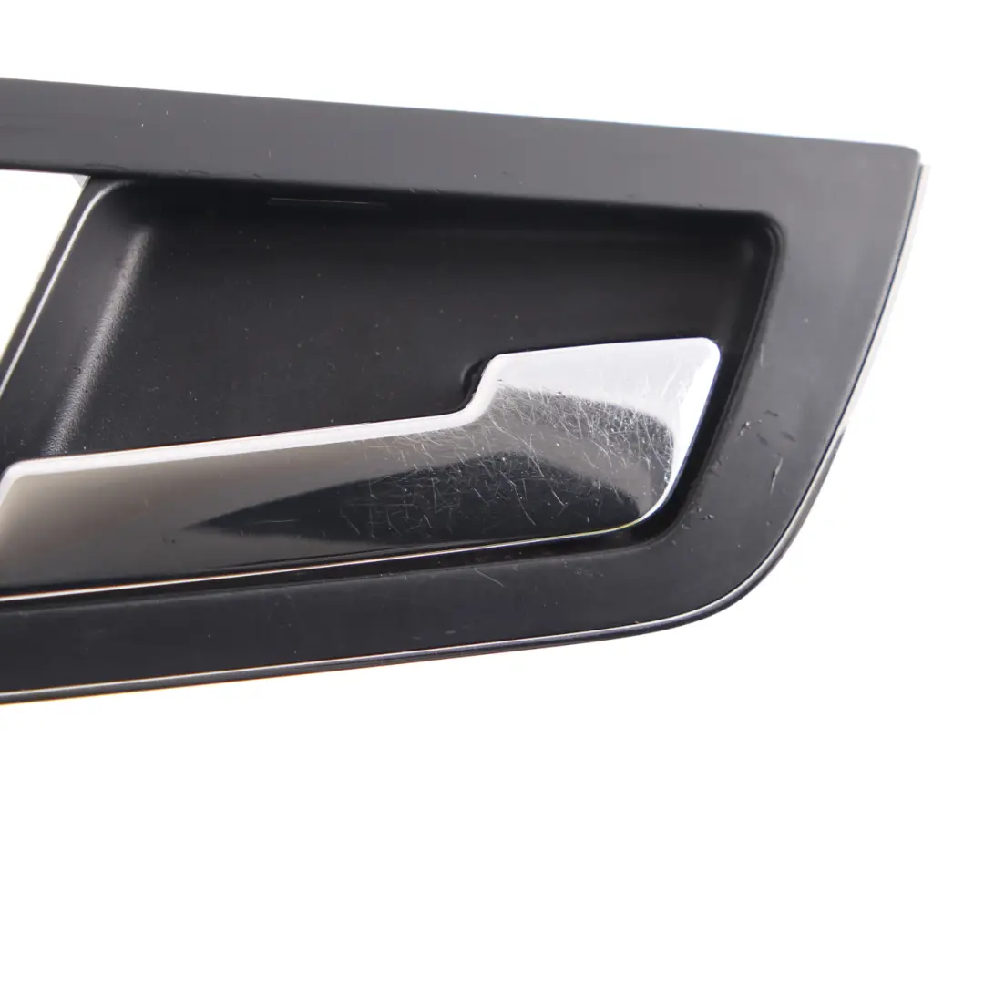 Klamka Drzwi Wewnętrzna Przód Prawa do Mercedes W221 o numerze A2217205648 Mercedes W221 Klamka Drzwi Wewnętrzna Przód Prawa - SKU A2217205648 - Numer Części A2217205648