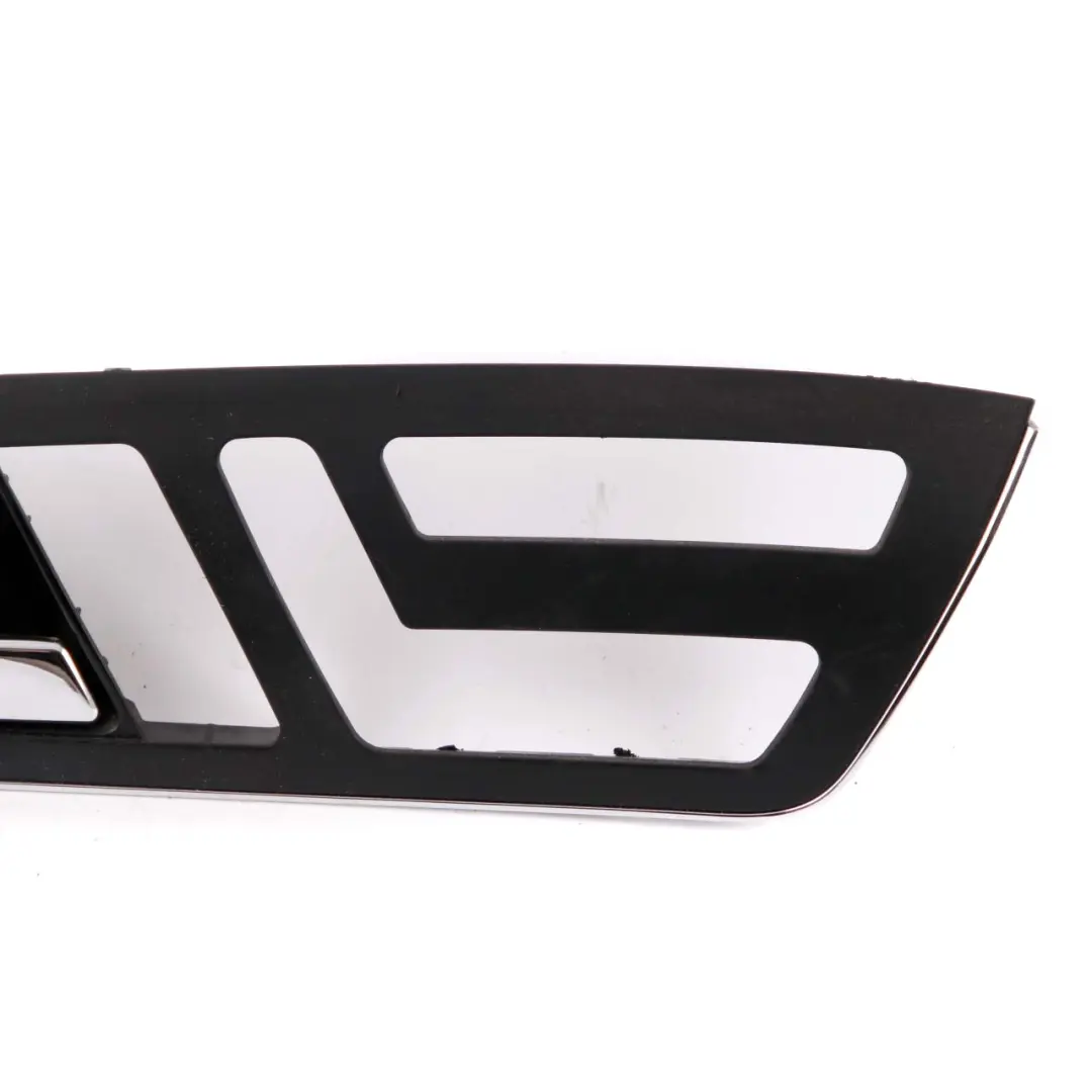 Embellecedor tirador puerta pasajero delantero para Mercedes W221 con número de pieza A2217205748 Mercedes W221 Embellecedor tirador puerta pasajero delantero - SKU A2217205748 - Número de pieza A2217205748