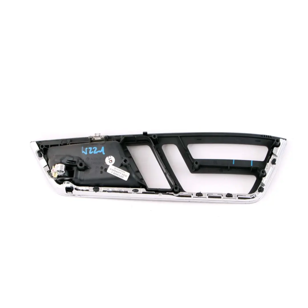 Delantero Derecho Manija Tapa Puerta Conductor para Mercedes W221 con número de pieza A2217205848 Mercedes W221 Delantero Derecho Manija Tapa Puerta Conductor - SKU A2217205848 - Número de pieza A2217205848