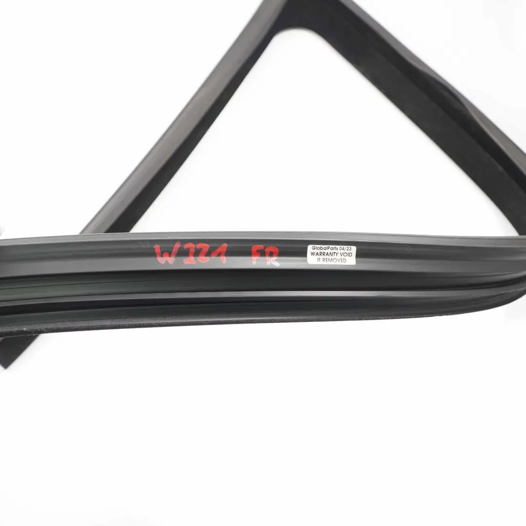 Mercedes W221 Porte avant droite Joint d'étanchéité de vitre - SKU A2217253625 - Numéro de pièce A2217253625