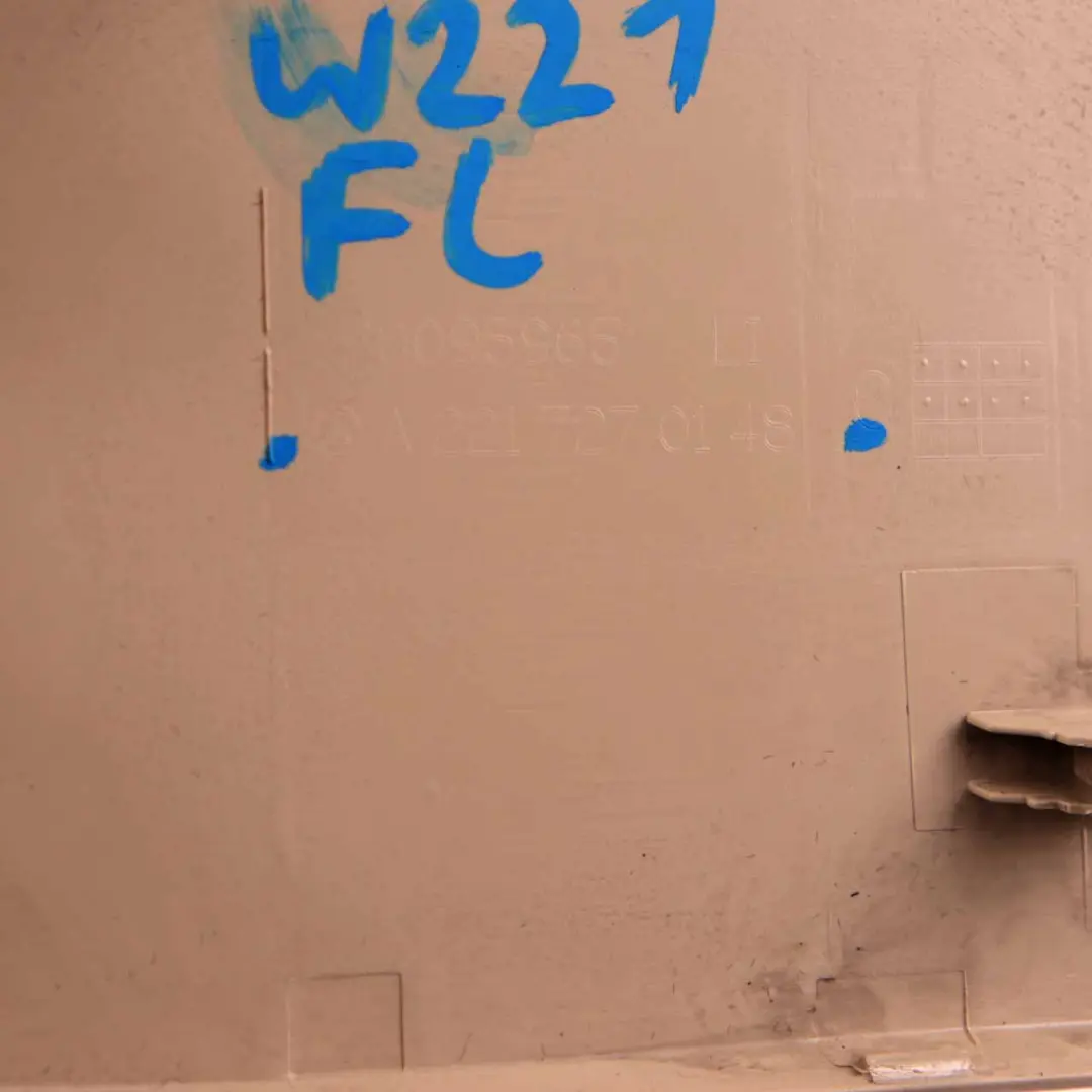 Mercedes W221 Panel Drzwi Przedni Lewy - SKU A2217270148-1 - Numer Części A2217270148