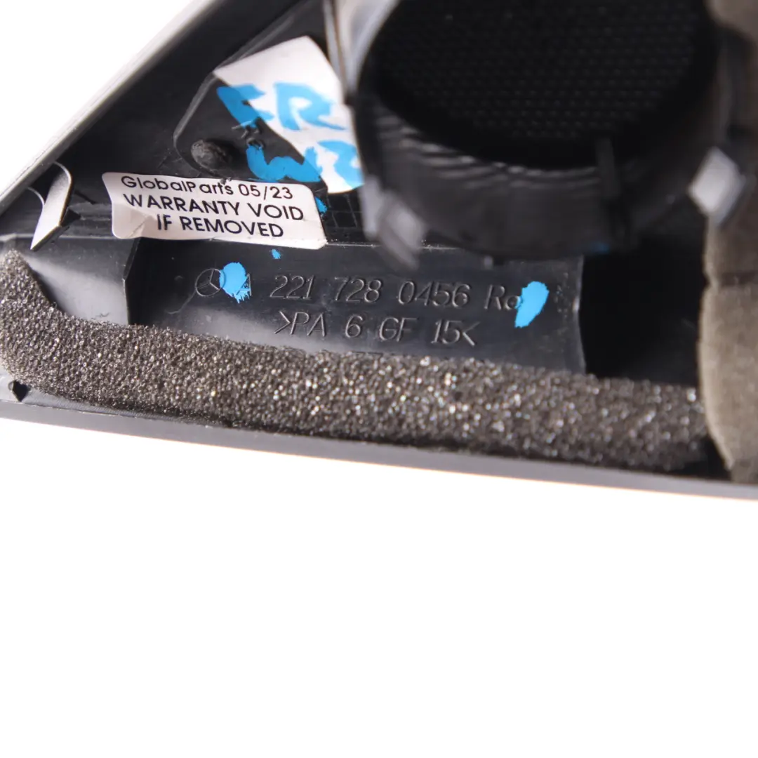 Mercedes W221 Tapa del Altavoz Triángulo Delantero Derecho Negro - SKU A2217280456 - Número de pieza A2217280456