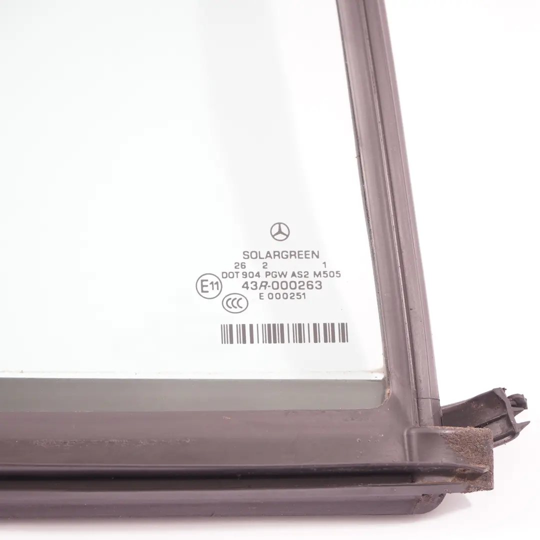 Cristal Puerta Trasera Derecha Cuarto Verde AS2 para Mercedes W221 con número de pieza A2217300220 Mercedes W221 Cristal Puerta Trasera Derecha Cuarto Verde AS2 - SKU A2217300220 - Número de pieza A2217300220