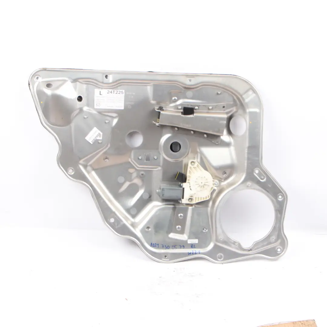Window Lifter Rear Left N/S Window Regulator Motor to Mercedes W221 with Part number A2217300579 Mercedes W221 Window Lifter Rear Left N/S Window Regulator Motor - SKU A2217300579 - Part number A2217300579
