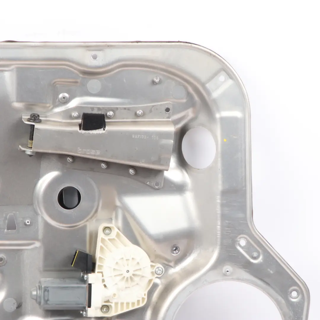 Window Lifter Rear Left N/S Window Regulator Motor to Mercedes W221 with Part number A2217300579 Mercedes W221 Window Lifter Rear Left N/S Window Regulator Motor - SKU A2217300579 - Part number A2217300579