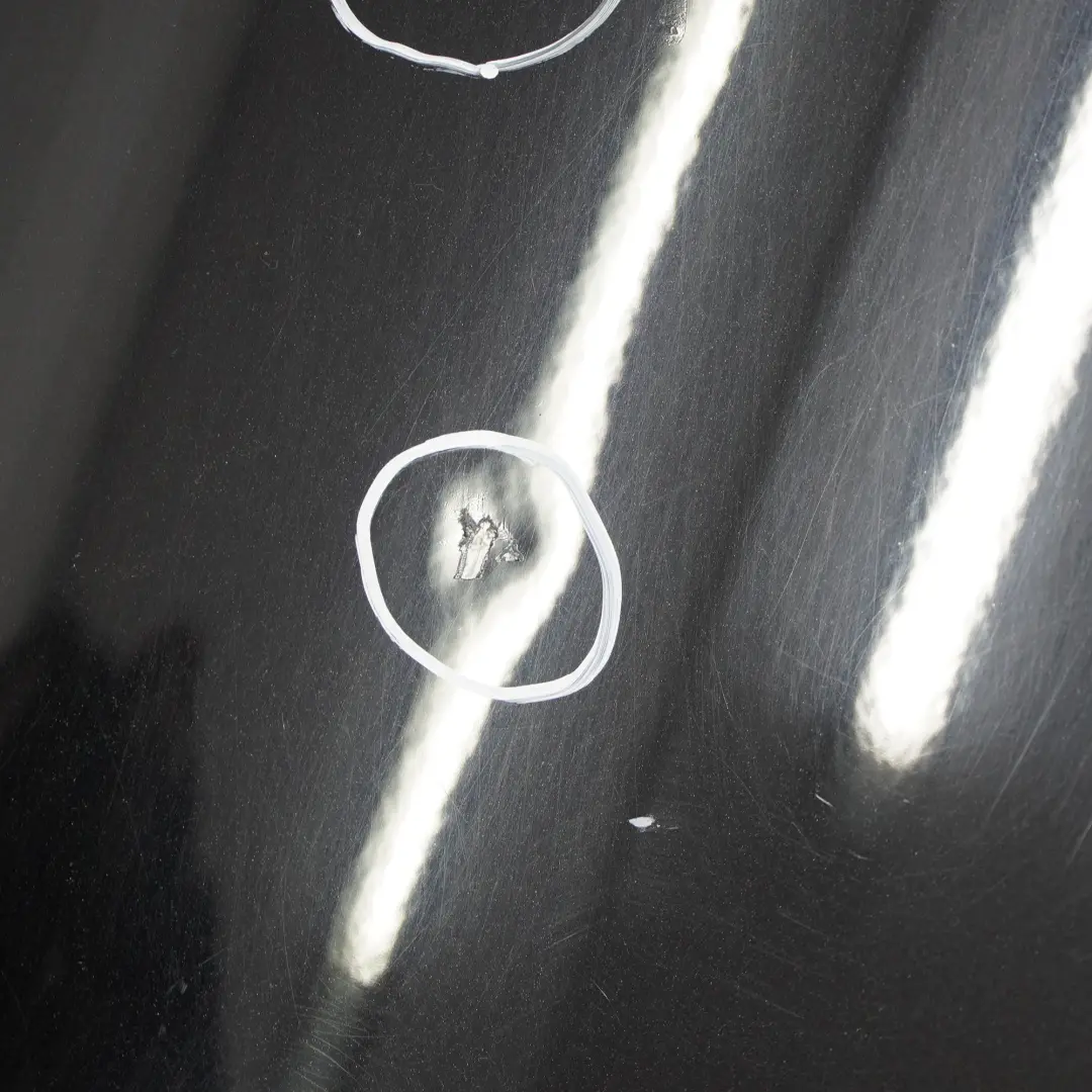 Porta posteriore destra lunga Obsidian Black Metallic 197 per Mercedes W221 con numero di parte A2217300605 Mercedes W221 Porta posteriore destra lunga Obsidian Black Metallic 197 - SKU A2217300605-OB1 - Numero di parte A2217300605