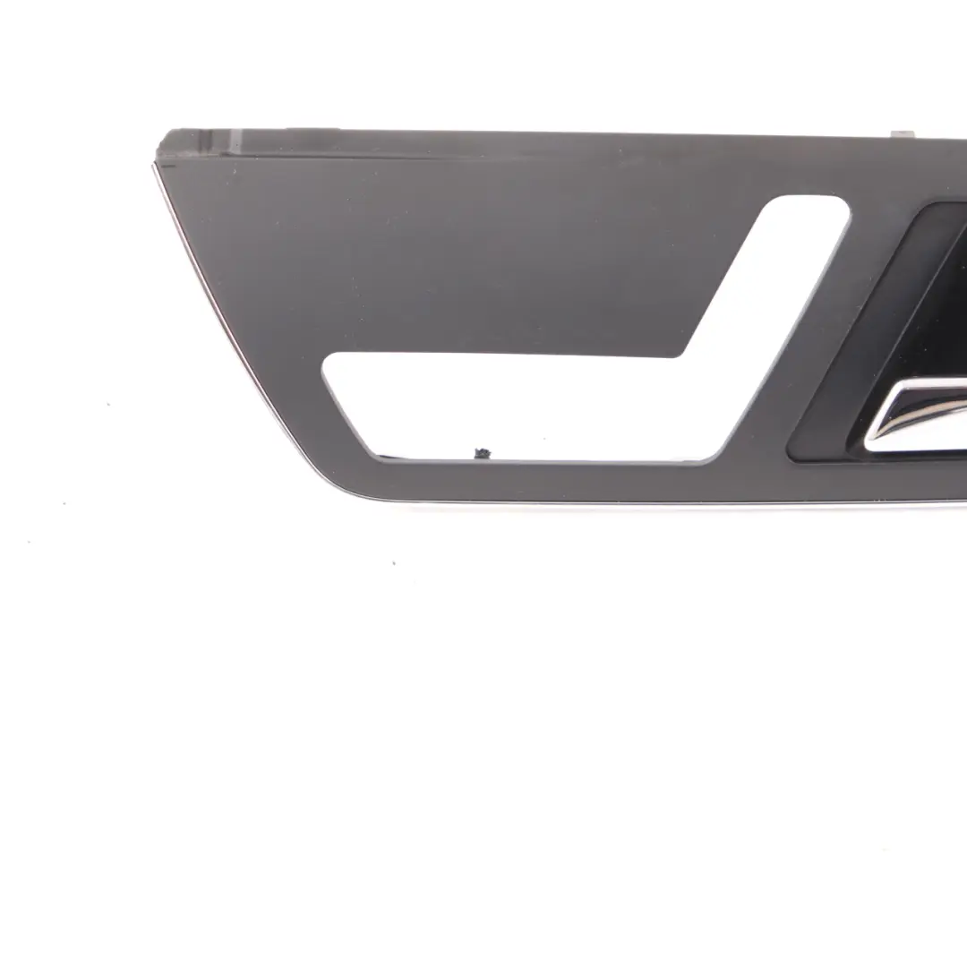 Door Card Handle Cover Interior Trim Rear Right O/S to Mercedes W221 with Part number A2217304648 Mercedes W221 Door Card Handle Cover Interior Trim Rear Right O/S - SKU A2217304648 - Part number A2217304648