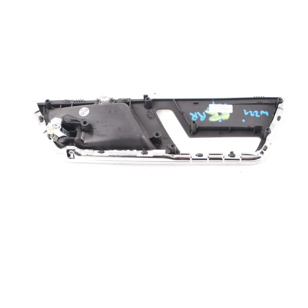 Mercedes W221 Türgriff Abdeckung Innenverkleidung Hinten Rechts - SKU A2217304648 - Teilenummer A2217304648