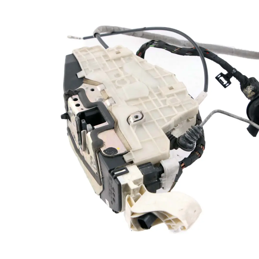 Mercedes-Benz S-Class W221 Rear Right O/S Door Lock Latch Mechanism to with Part number A2217306635 Mercedes-Benz S-Class W221 Rear Right O/S Door Lock Latch Mechanism - SKU A2217306635 - Part number A2217306635