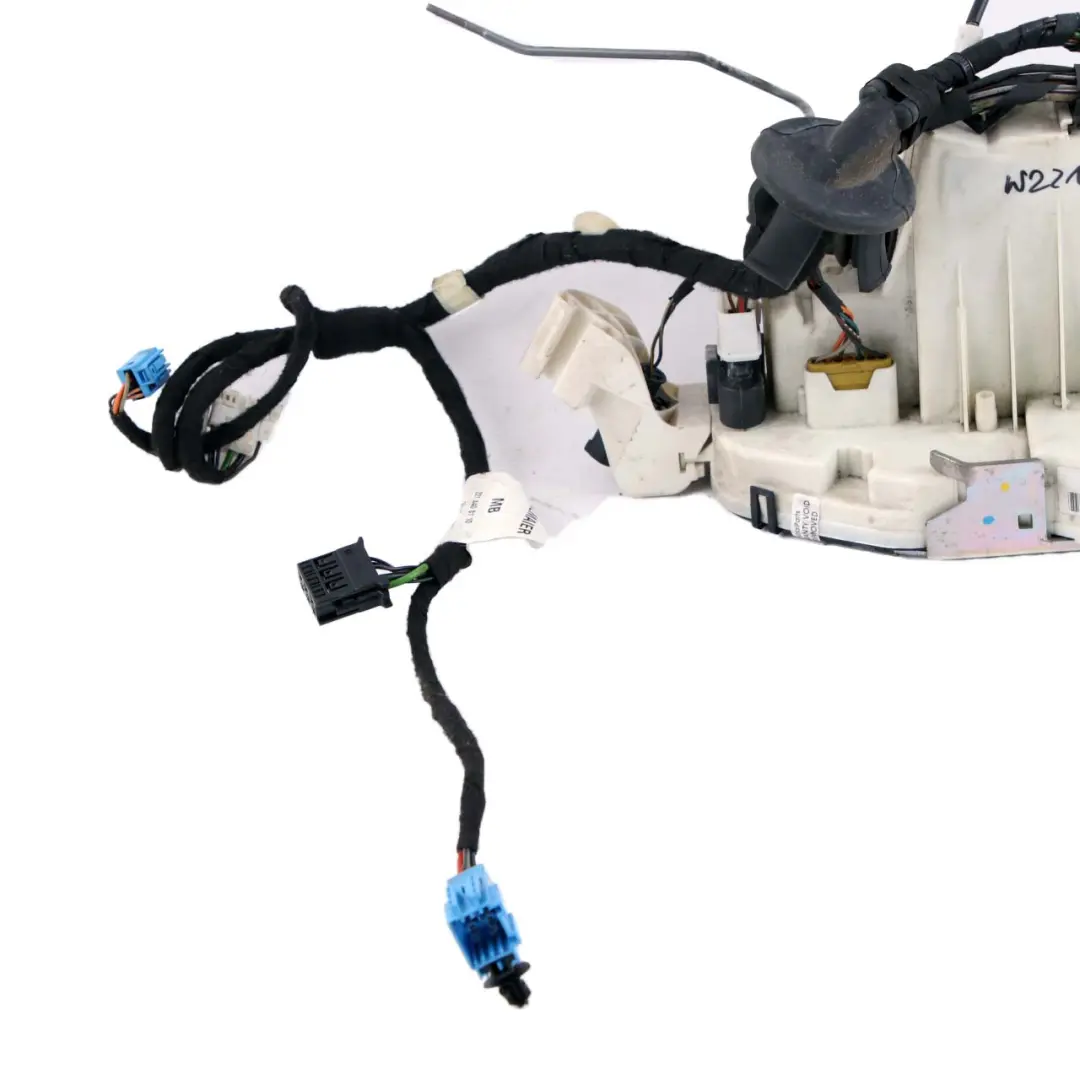 Mercedes-Benz S-Class W221 Rear Right O/S Door Lock Latch Mechanism to with Part number A2217306635 Mercedes-Benz S-Class W221 Rear Right O/S Door Lock Latch Mechanism - SKU A2217306635 - Part number A2217306635