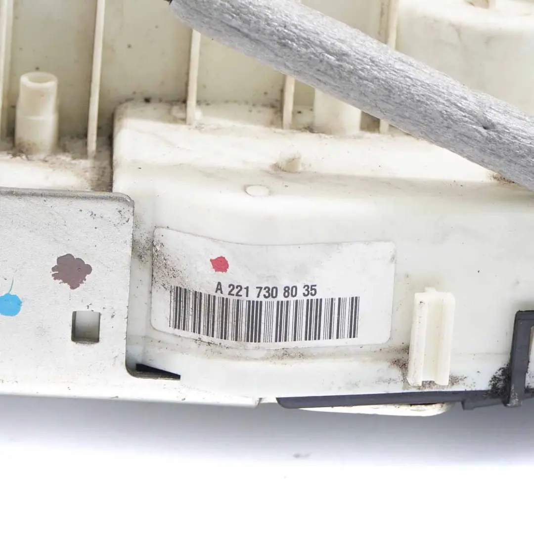 Door Lock Mercedes W221 Rear Right O/S Mechanism Actuator to with Part number A2217308035 Door Lock Mercedes W221 Rear Right O/S Mechanism Actuator - SKU A2217308035 - Part number A2217308035