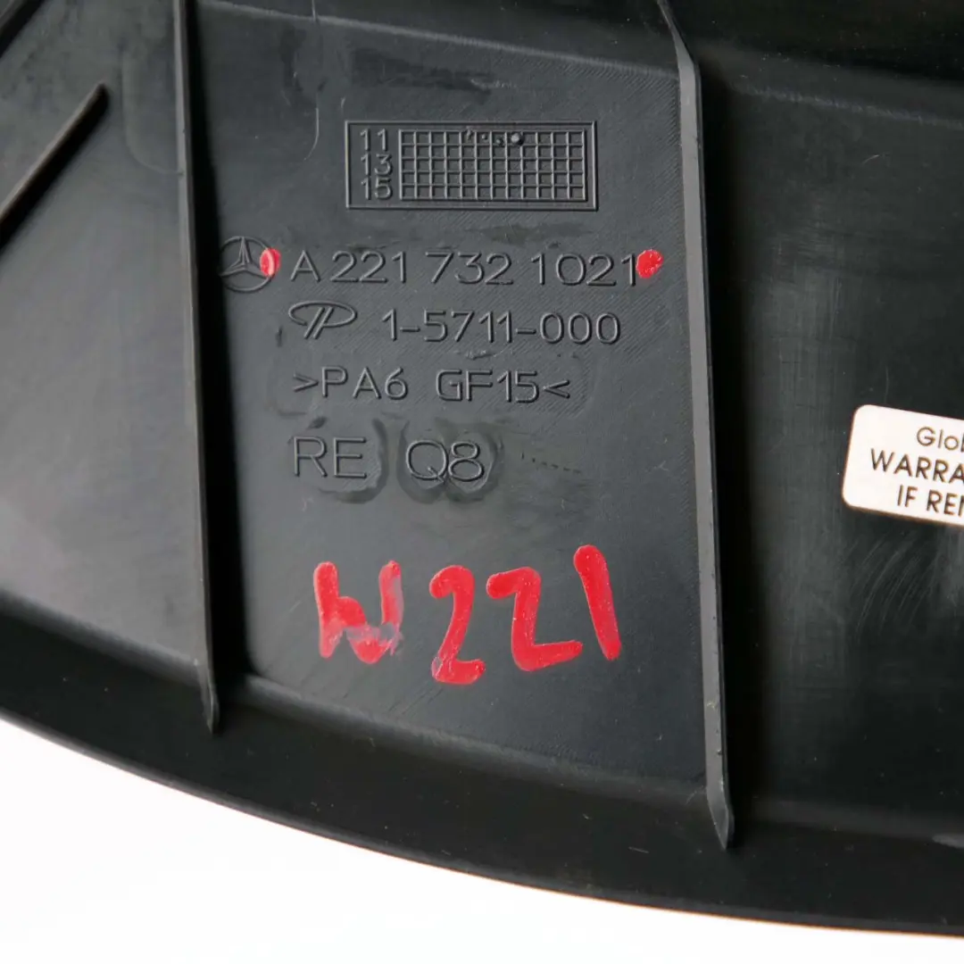 Mercedes W221 Striscia copertura serratura porta posteriore destra - SKU A2217321021 - Numero di parte A2217321021
