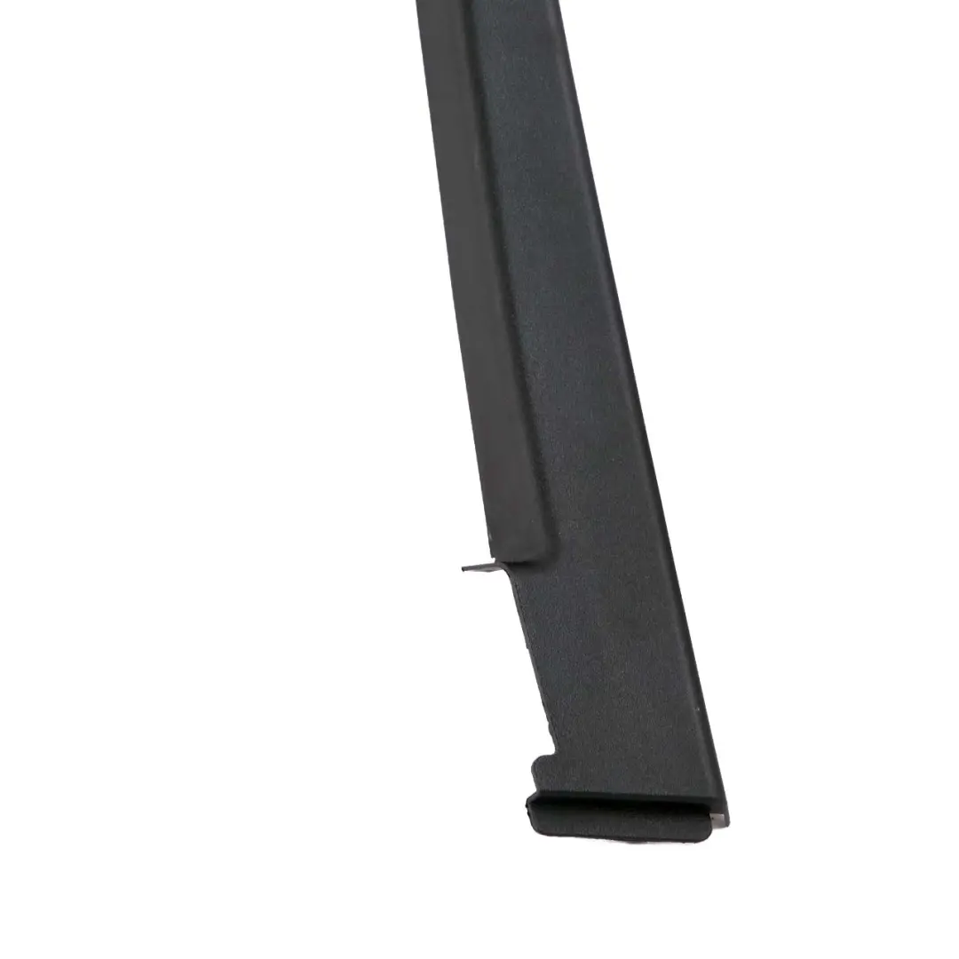 Tapa marco ventana puerta trasera izquierda para Mercedes W221 con número de pieza A2217350371 Mercedes W221 Tapa marco ventana puerta trasera izquierda - SKU A2217350371 - Número de pieza A2217350371