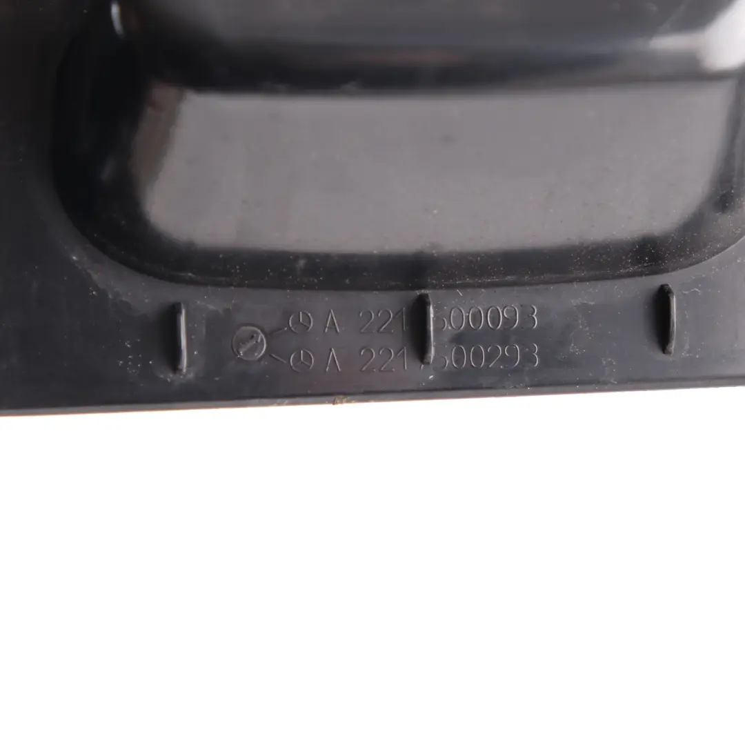 Portellone Posteriore Bagagliaio Serratura Finitura per Mercedes W221 con numero di parte A2217500093 Mercedes W221 Portellone Posteriore Bagagliaio Serratura Finitura - SKU A2217500093 - Numero di parte A2217500093