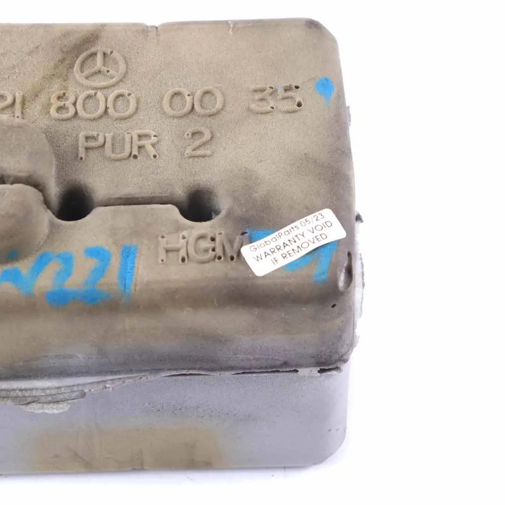 Zentrale Türverriegelung Vakuum Pumpen Abdeckung für Mercedes W212 W204 mit Teilenummer A2218000035 Mercedes W212 W204 Zentrale Türverriegelung Vakuum Pumpen Abdeckung - SKU A2218000035 - Teilenummer A2218000035