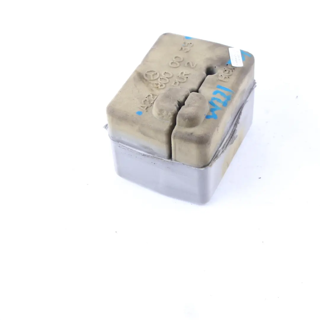 Central Door Locking Vacuum Pump Cover Housing to Mercedes W212 W204 with Part number A2218000035 Mercedes W212 W204 Central Door Locking Vacuum Pump Cover Housing - SKU A2218000035 - Part number A2218000035