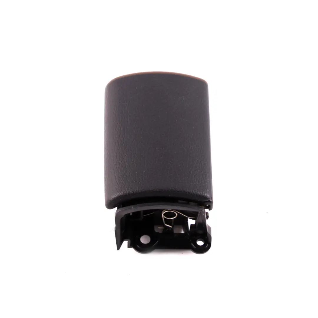 Popielniczka Schowek Tylna Lewa do Mercedes W221 o numerze A2218101130 Mercedes W221 Popielniczka Schowek Tylna Lewa - SKU A2218101130 - Numer Części A2218101130