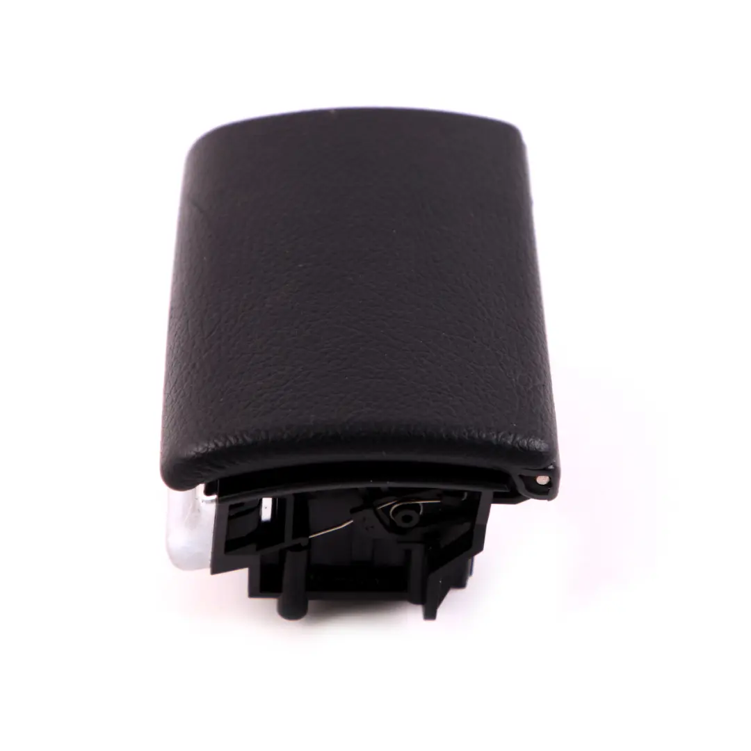 Mercedes-Benz S W221 Carte de porte arrière droite Cendrier garniture Cuir pour à propos du numéro de pièce A2218101230 Mercedes-Benz S W221 Carte de porte arrière droite Cendrier garniture Cuir - SKU A2218101230 - Numéro de pièce A2218101230