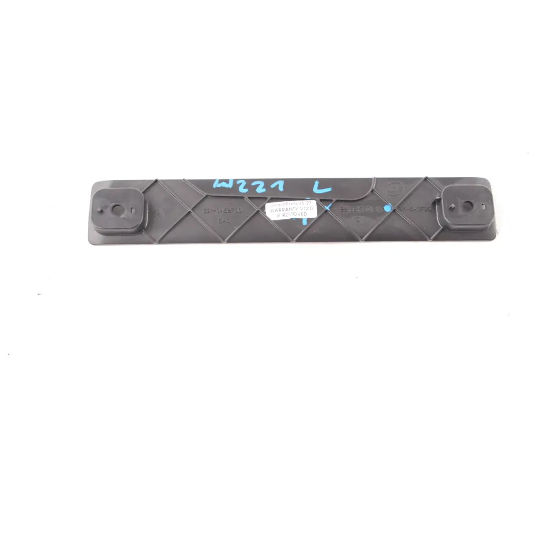 Mercedes W221 Roof Grab Bracket Headlining Handle Front Left N/S - SKU A2218150114 - Part number A2218150114