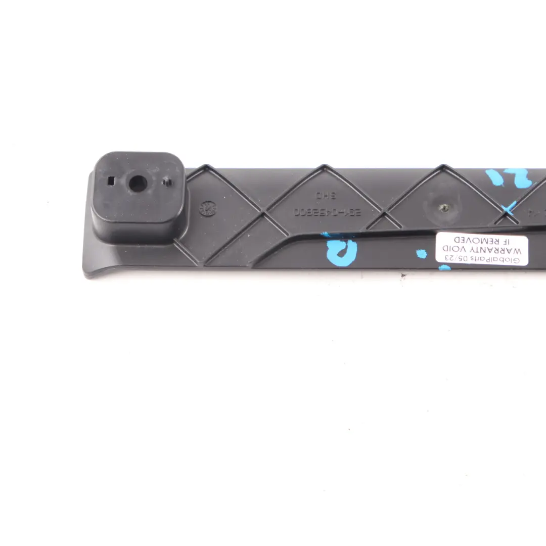 Mercedes W221 Roof Grab Bracket Headlining Handle Front Right O/S - SKU A2218150214 - Part number A2218150214