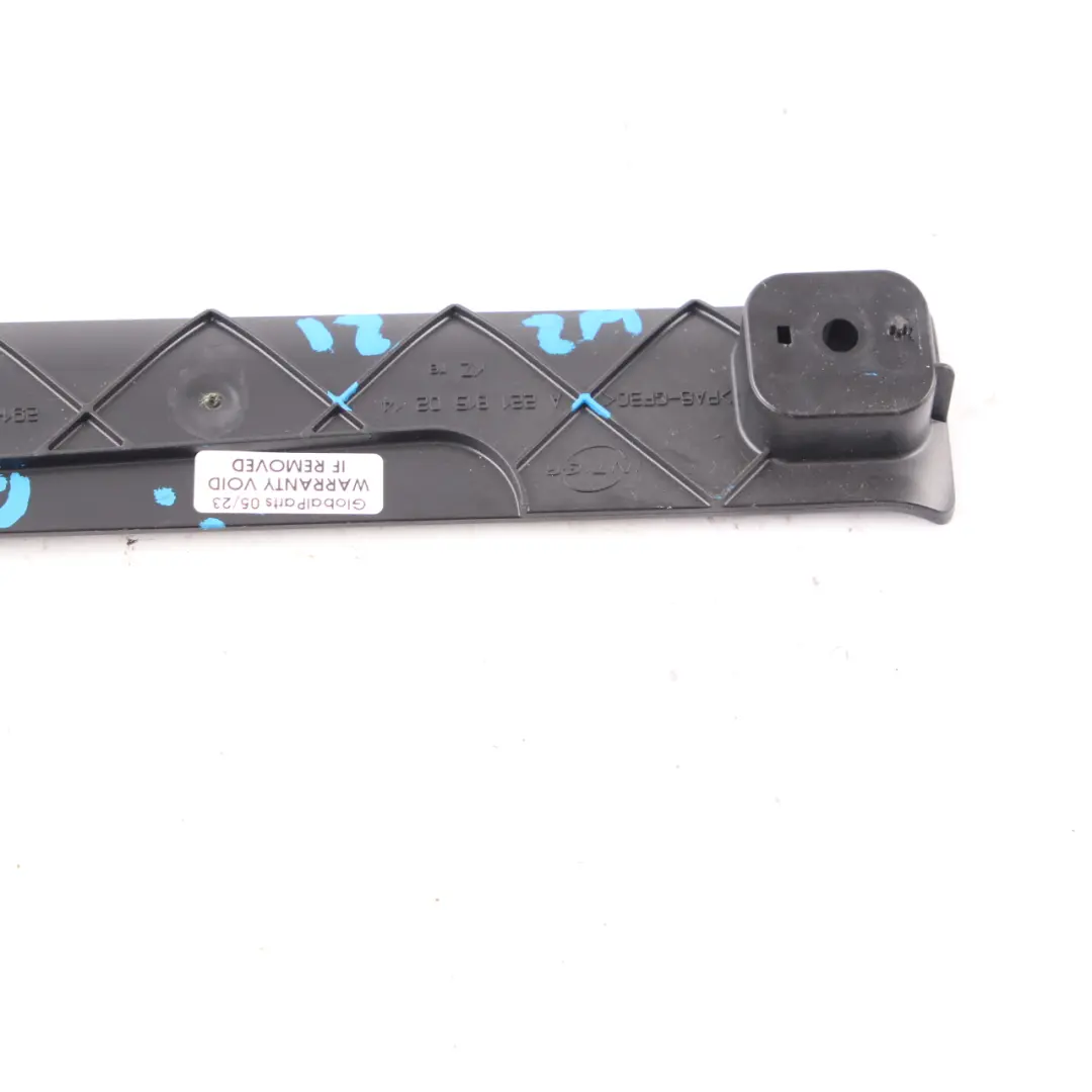 Roof Grab Bracket Headlining Handle Front Right O/S to Mercedes W221 with Part number A2218150214 Mercedes W221 Roof Grab Bracket Headlining Handle Front Right O/S - SKU A2218150214 - Part number A2218150214