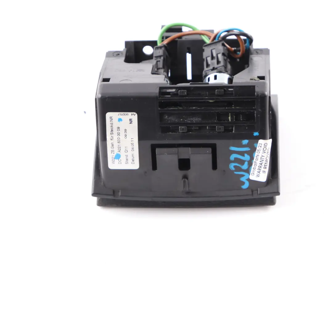 Mercedes W221 Consola Central Enchufe Encendedor Trasero Negro - SKU A2218200009 - Número de pieza A2218200009
