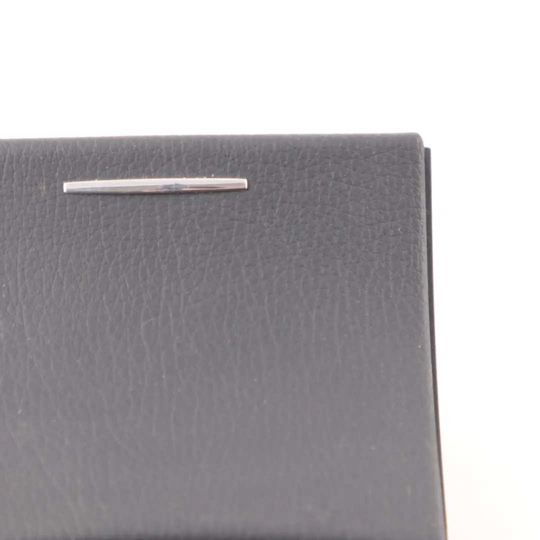 Mercedes W221 Console Centrale Prise Allume-Cigarette Arrière Noir - SKU A2218200009 - Numéro de pièce A2218200009