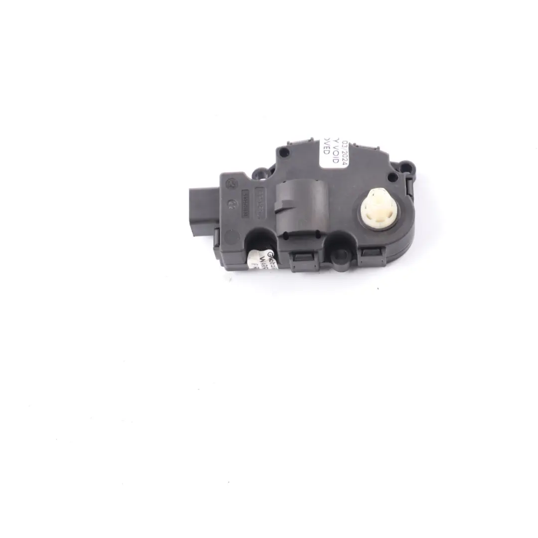  Motor Mercedes W212 Heater Blower Ventilation Flap ServoMotor - SKU A2218200042 - Part number A2218200042