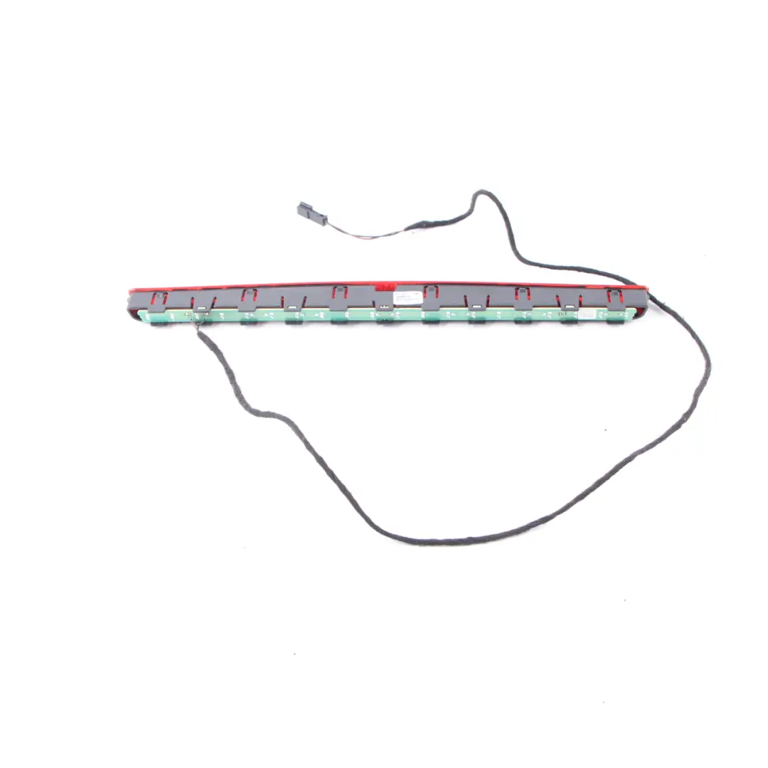 W216 Trzecie Światło Stopu Stop do Mercedes W221 o numerze A2218200056 Mercedes W221 W216 Trzecie Światło Stopu Stop - SKU A2218200056 - Numer Części A2218200056
