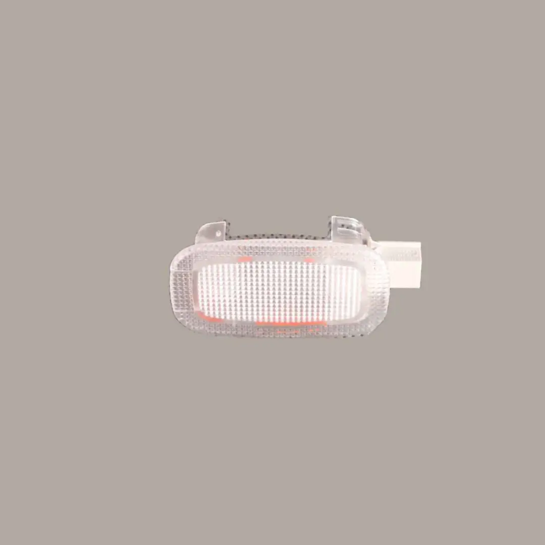 Mercedes-Benz C E Klasse W203 W210 Innenbeleuchtung Heckleuchte A2108203401  - SKU A2218200401 - Teilenummer A2218200401
